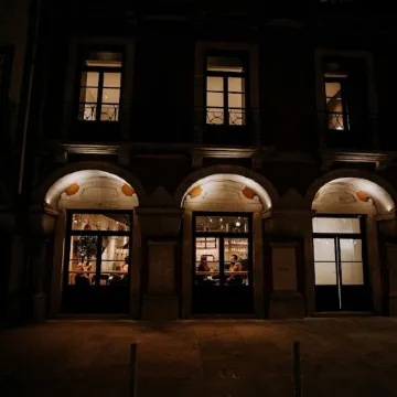 Exmo Hotel by Olivia Отели рядом с достопримечательностью «Паласио да Больза»
