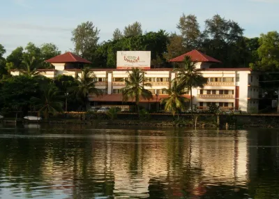 Ktdc Tamarind Thirunelly Отели рядом с достопримечательностью «Pakshipathalam Bird Sanctuary»