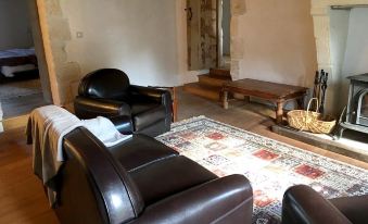 House With 3 Bedrooms in Rioux-martin, With Furnished Terrace