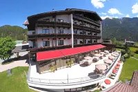 Hotel Achentalerhof - parking