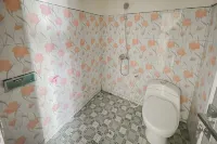 Urbanview Hotel Tirtamaya Jaya Indah Indramayu by RedDoorz Hotels in Indramayu