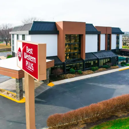 Best Western Plus Indianapolis North at Pyramids