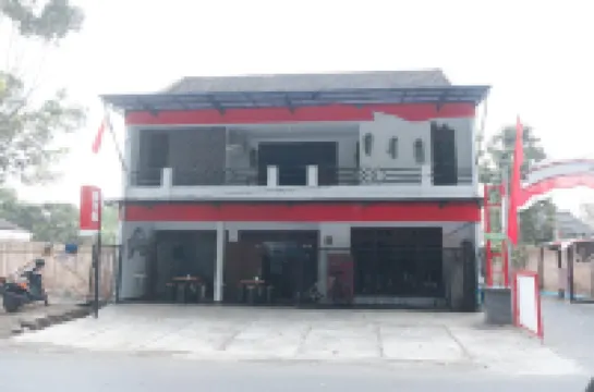 OYO 1380 Velodrome Family House Syariah