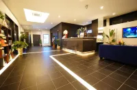 HOTEL LiVEMAX Himeji Shiyakusho Mae