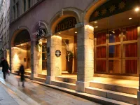 Cour des Loges Lyon, A Radisson Collection Hotel Hotell i 