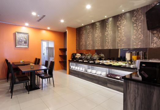 호텔 로비 이미지