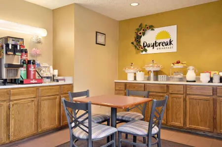 Days Inn by Wyndham Plainfield