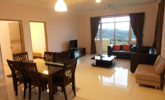 MH Apartment @ Crown Imperial Court