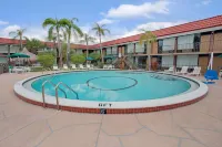 Days Inn by Wyndham Clearwater/Gulf to Bay - Beach