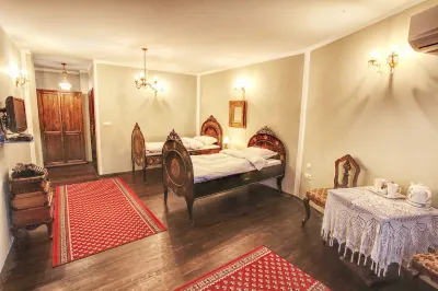 Hotel Evmolpia Hotels near Kapana suberb