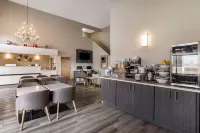 SureStay Hotel by Best Western Grants - breakfast