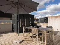 "Heigo" - 25m from the Sea