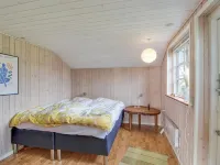 "Reinhold" - 200m from the Sea