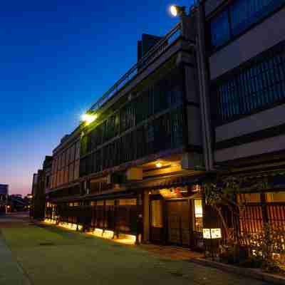 Juhachiro Hotel Exterior