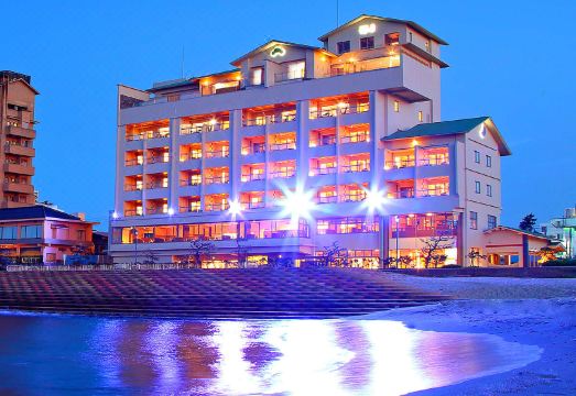 우게츠 로비 시설