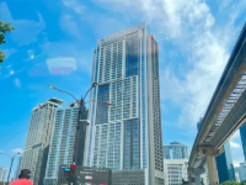 Platinum Suites at Kuala Lumpur City Centre (KLCC) by Veedu Hauz