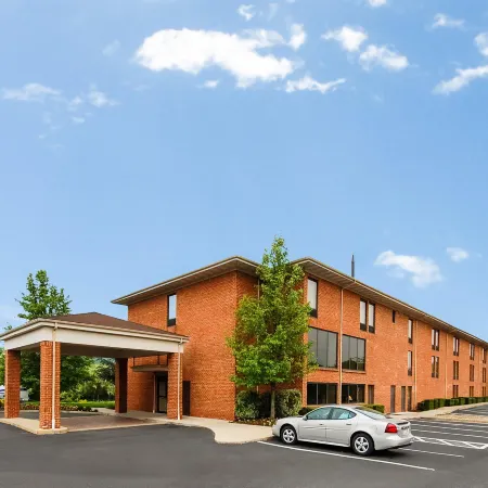 Comfort Inn Pine Grove I-81 Hershey Area