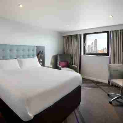 Premier Inn Cardiff City Centre (Queen Street) Rooms