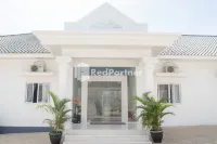 Sanama Kostel 2 Syariah Mitra RedDoorz Hotels in Way Halim Permai