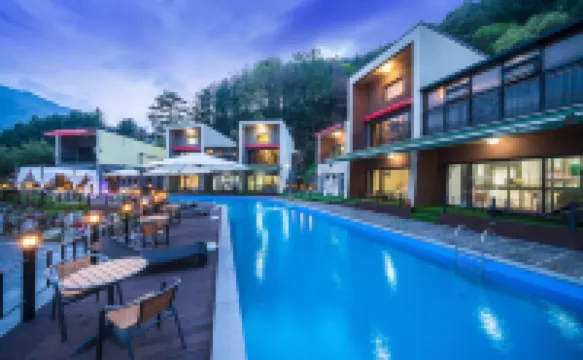 Gapyeong Tiamo Kids Poolvilla