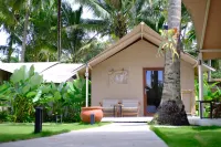 Kadena Glamping Dive Resort - Anyer Banten Hotel di Kecamatan Cinangka
