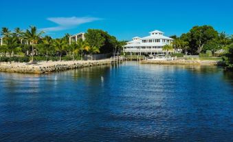 Dolphin Point Villas