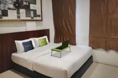 Urbanview Os Residence Medan by RedDoorz Hotels near Toko Sitorus