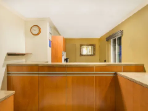 Super 8 by Wyndham Martinez Hotels in Martinez