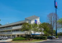 Motel 6 Tucker, GA - Atlanta Northeast Hotels in Tucker