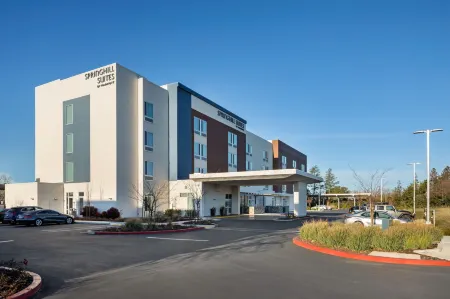 SpringHill Suites West Sacramento Отели рядом с достопримечательностью «Парк Сансет Виста»