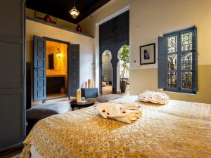 Riad 64 Maison d'Hotes & Spa