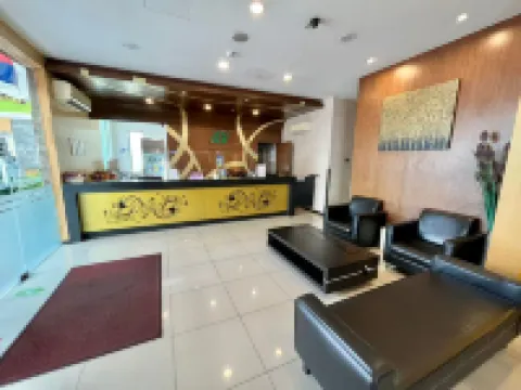 8 Days Boutique Hotel Impian Emas Hotels in Tebrau