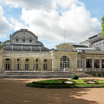 Kyriad Restaurant Centre Spa Vichy
