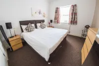 Ilford Central Luxury Apartments Hotels in Ilford