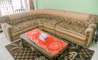 Homestay CI'Amah Desa Ketapanrame