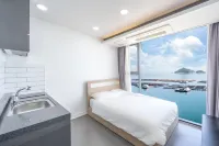 남해 레드웨이브펜션