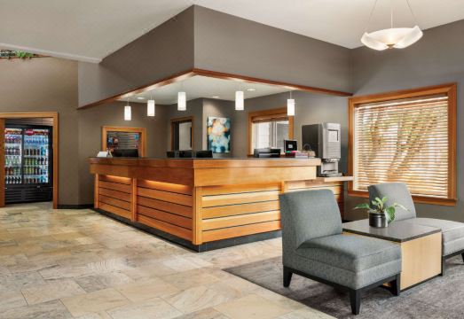 1. 래디슨 호텔 포..