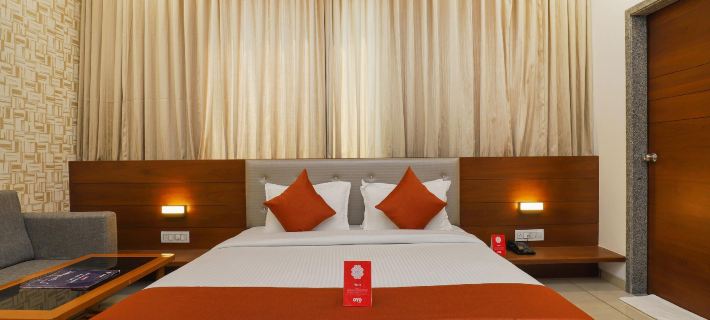 Hotel Avista - Unmarried Couples and Nri Not Allowed Hotels in Vadodara