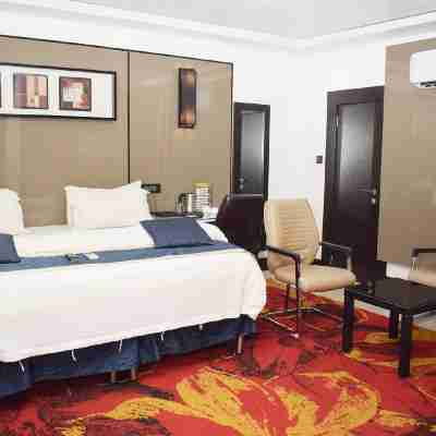 Parktonian Hotels and Suites Awka Rooms