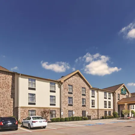 La Quinta Inn & Suites by Wyndham Denison - N. Lake Texoma