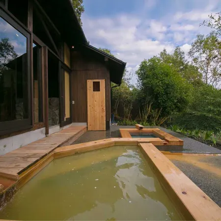 Shukubo Kawaseminoshou - the Kingfisher Resort -