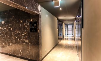 Dongducheon Hotel the Grey