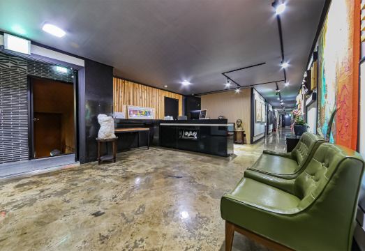 완주 한옥호텔 삼례미술관 앤 드라이브인 무인텔