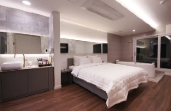 Ulsan Jeongjadong White Swan