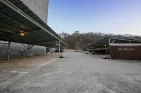南原梅德酒店 - 停車場