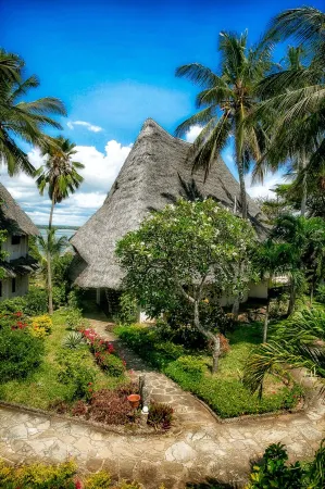 Temple Point Resort Отели рядом с достопримечательностью «Watamu Beach»