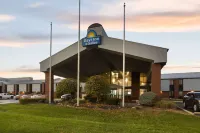 Days Inn & Suites by Wyndham Northwest Indianapolis - 2-stjärniga