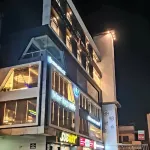 Hotel Blue Lagoons Manjalpur Near Makarpura Hotel in zona Vadodara Mahanagar Seva Sadan Lalbaug Garden