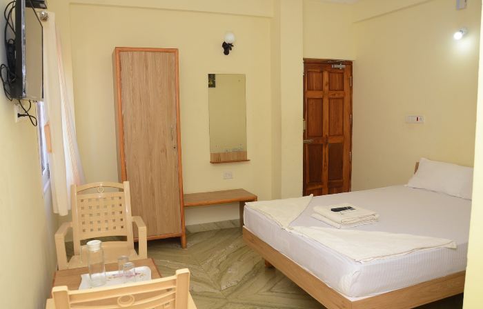 Hari Iyer Residency