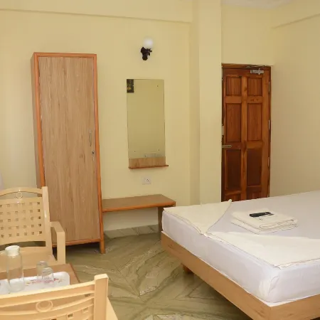 Hari Iyer Residency